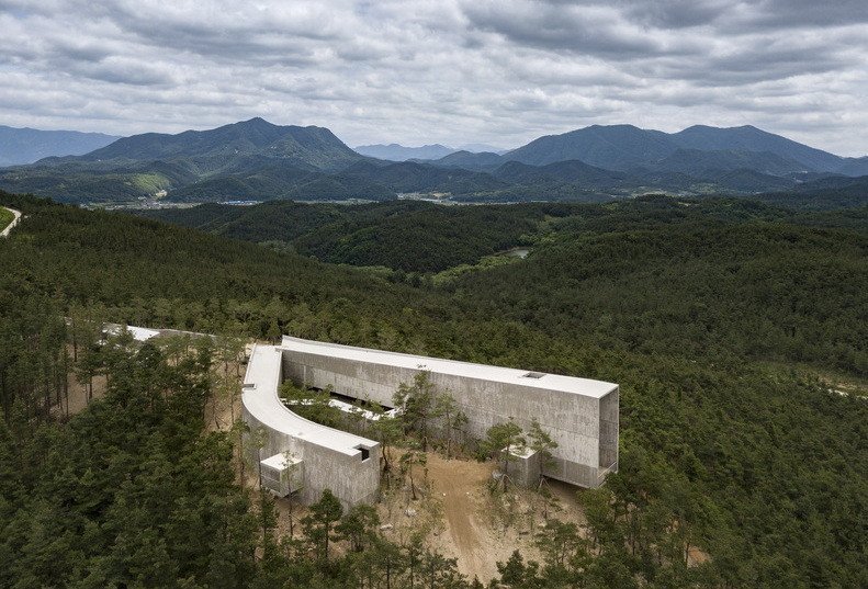Saya Park, Alváro Siza, Carlos Castanheira