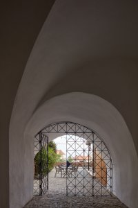 Vinařství Nešetřil ve Znojmě, ORA (originální regionální architektura)/ Jan Veisser, Jan Hora, Barbora Hora