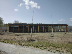 Návštěvnické centrum (Památník v Letech, Jan Sulzer, Lucie Vogelová, Ján Stempel, Jan Jakub Tesař)