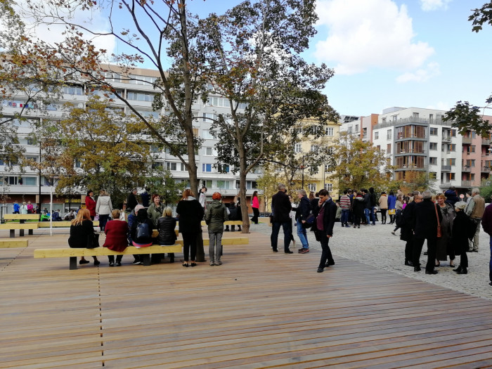 Revitalizace Komenského náměstí v Praze na Žižkově, MCA atelier/ Pavla Melková, Miroslav Cikán