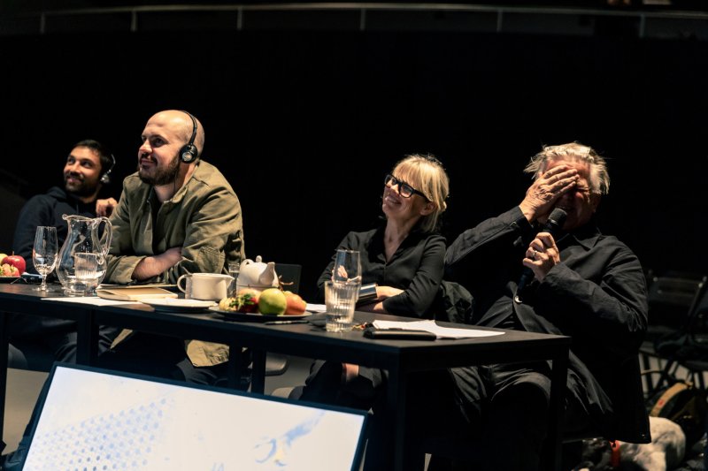 Finálová porota, zleva: Hikaru Nissanke, Jon Lopez, Pavla Melková, Miroslav Šik © Radek Úlehla