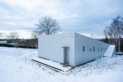 Rodinný dům v Radvanicích, ti2 architekti / Tomáš Kozel, Kamil Měrka