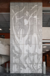 Na místě brněnského brownfieldu Vlněna vyrostl kancelářský komplex. Studio acht zde postavilo patnáctipodlažní prosklenou budovu s označením I.