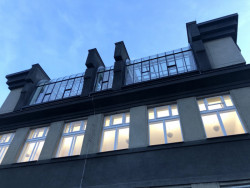 Škola architektury AVU v Praze po rekonstrukci podle návrhu Marcely Steinbachové a ateliéru Skupina