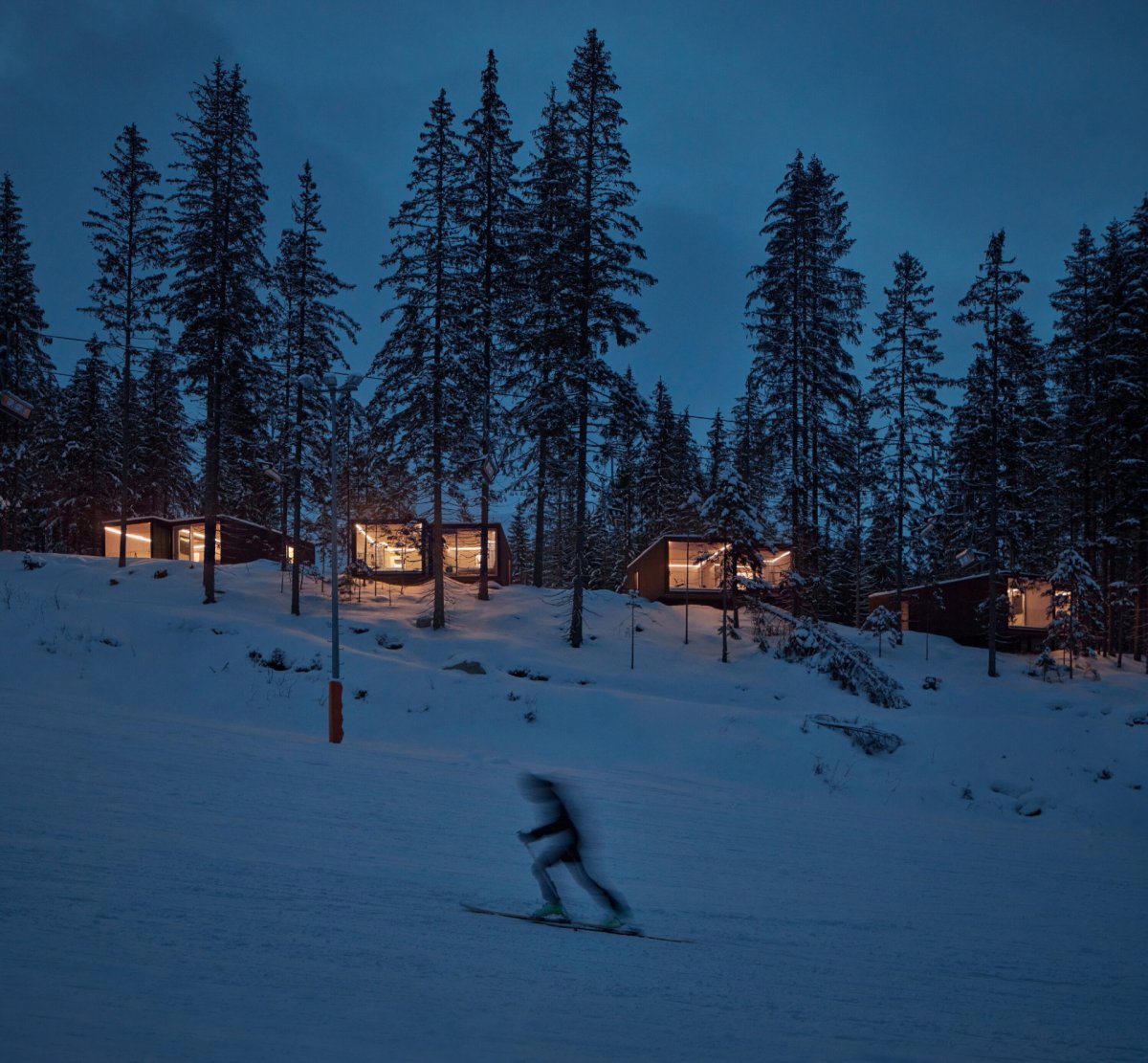 Sheltre pre hotel Bjornson, Ark-shelter / Michiel De Backer, Viktor Mikovčák, Martin Mikovčák