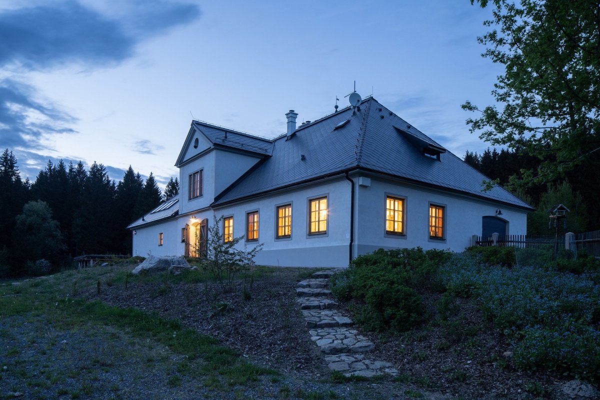Dům sklářského mistra po rekonstrukci navržené architekty ze studia CUBOID