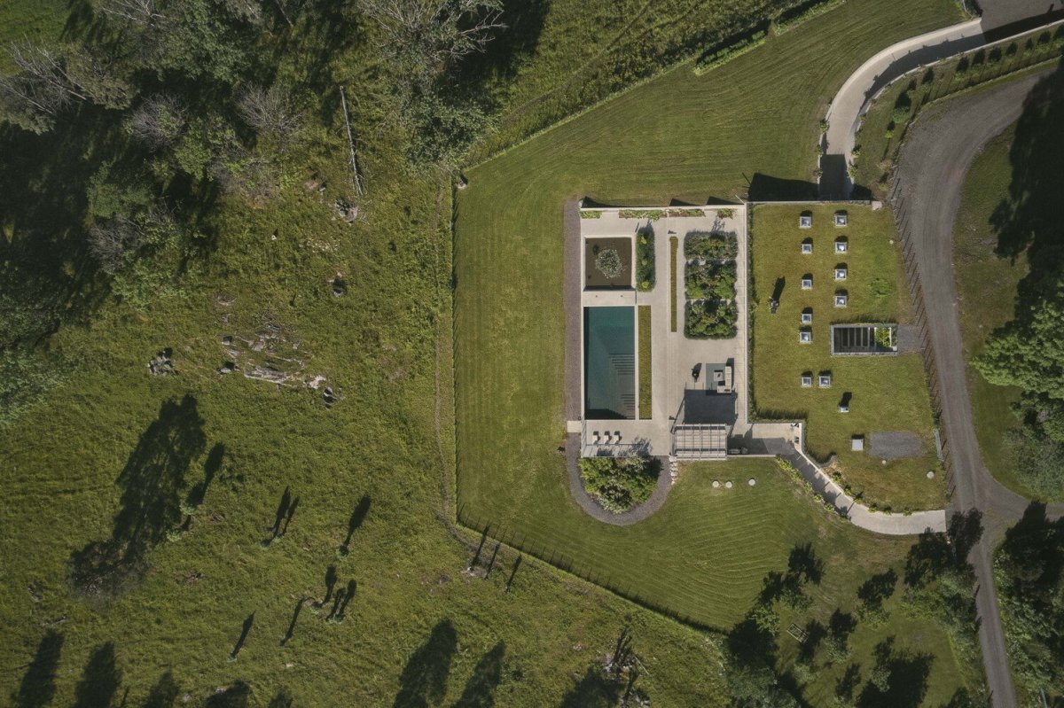 Luxusní vila z betonu od dánských CF Møller Architects