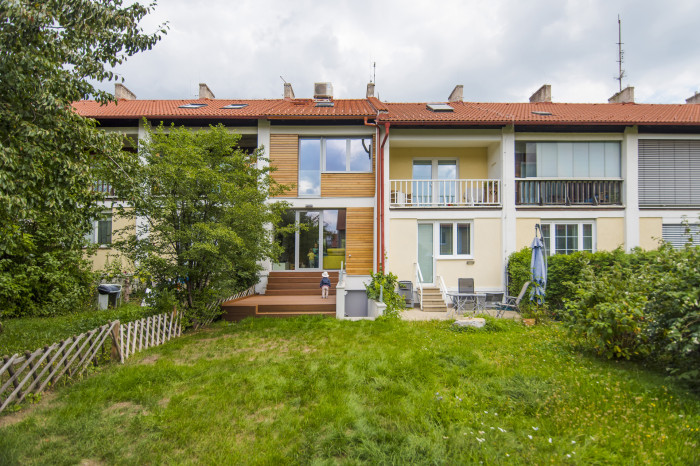 Řadový dům Solidarita, Mooza architecture