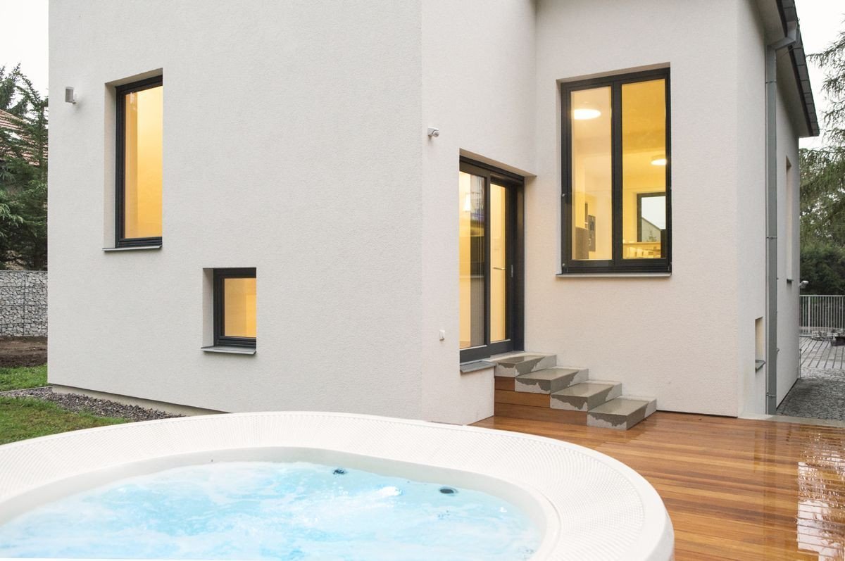 Edit!, 180° house – foto