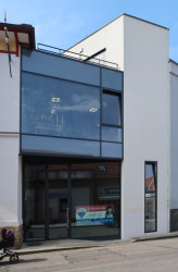 Přístavba polyfunkčního objektu Nádražní 34 v Rožnově pod Radhoštěm, janca architect (Karel Janča, Martin Kaňák, spolupráce Tomáš Šenovský, Marián Frydrych, Jiří Witassek)