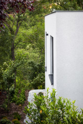 Rodinný dům v Berouně, Markéta Bromová architekti: Objekt se nachází v zastavěné části na kraji města Beroun