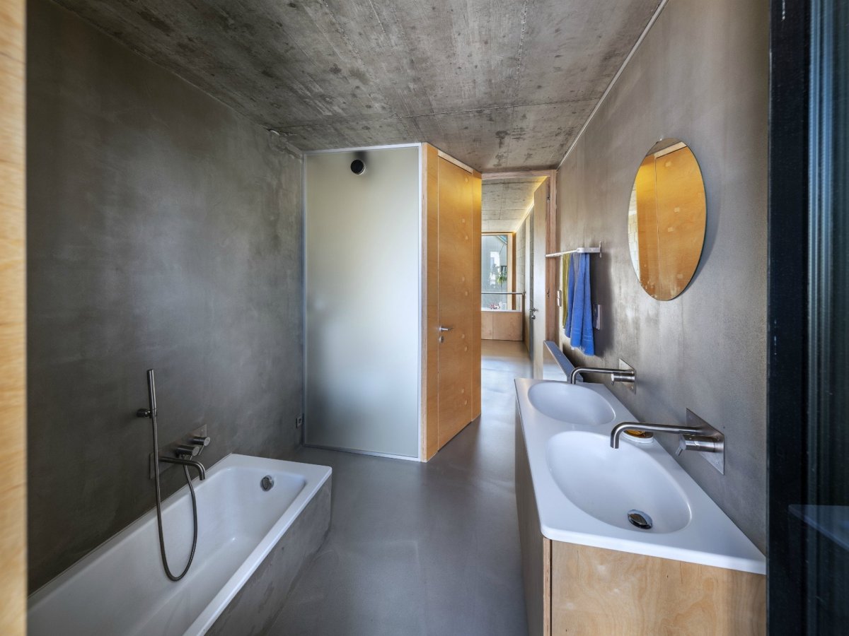 Dům v ocelovém korzetu, Jan Šépka /Šépka architekti/
