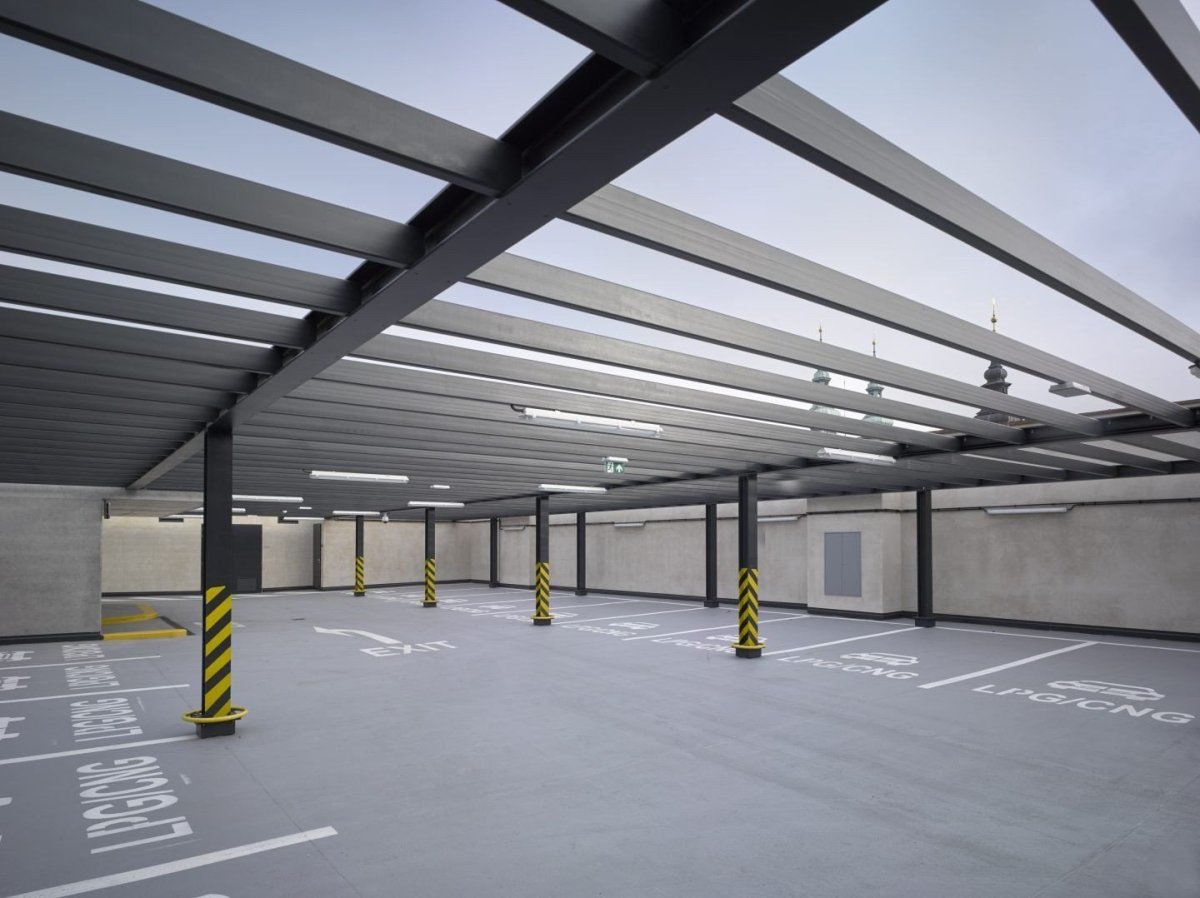 Parkovací dům Panenská, Architekti Hrůša a spol.