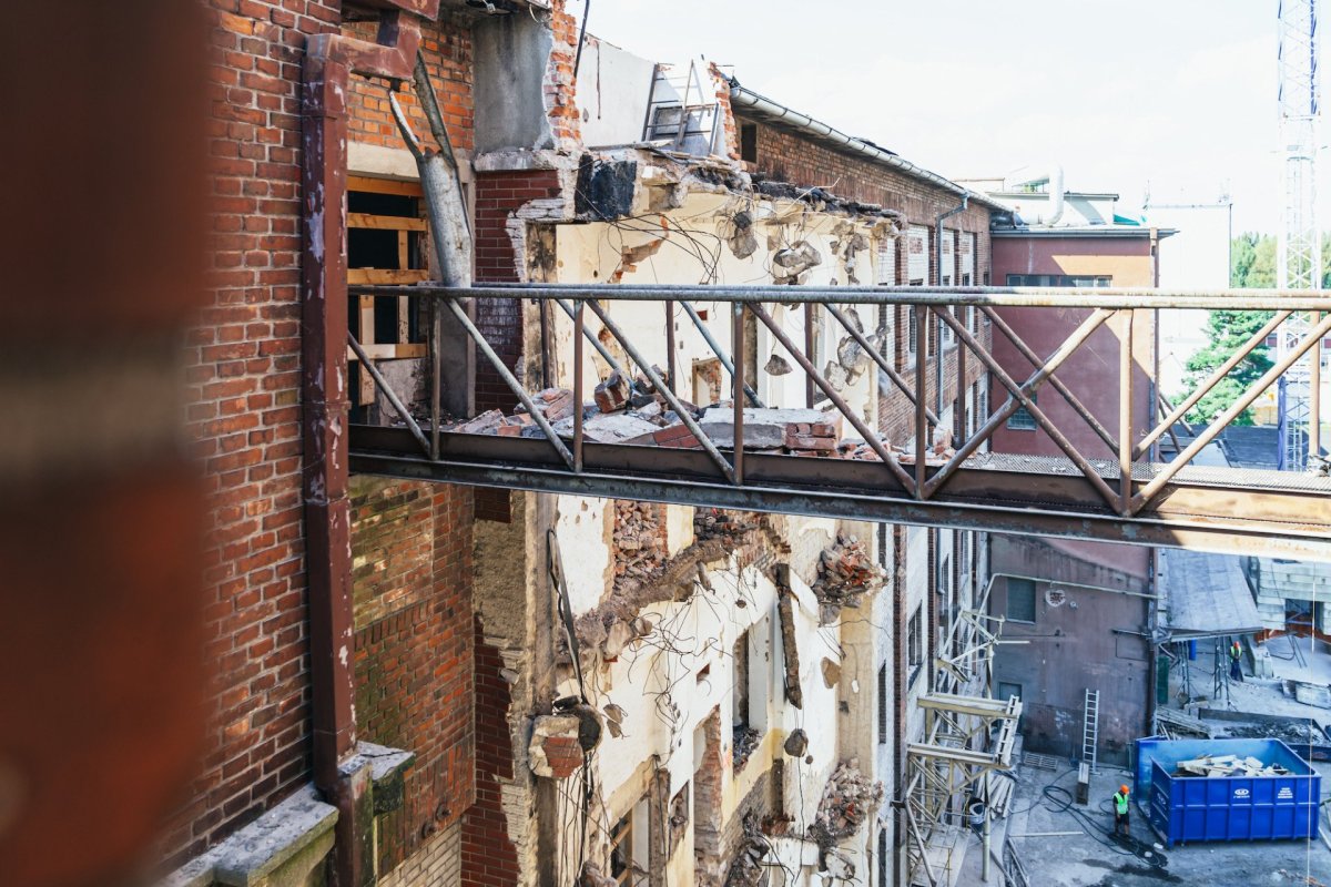 Fotografie z průběhu stavby