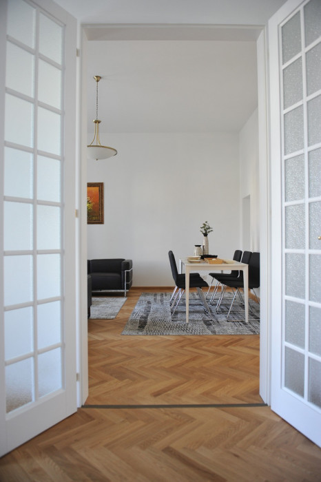 Villa Kovács, Jaro Krobot, Ivo Flimmel