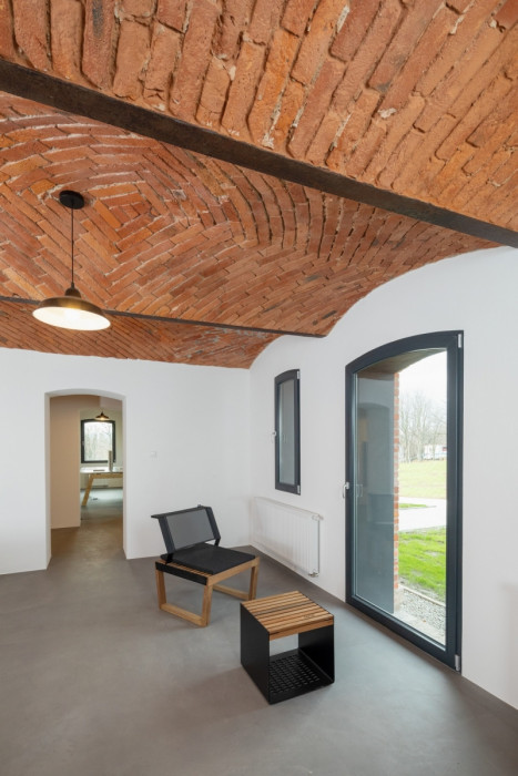 Rekonstrukce firemního sídla mmcité+ v Mazančowicích v Polsku od Kamil Mrva Architects