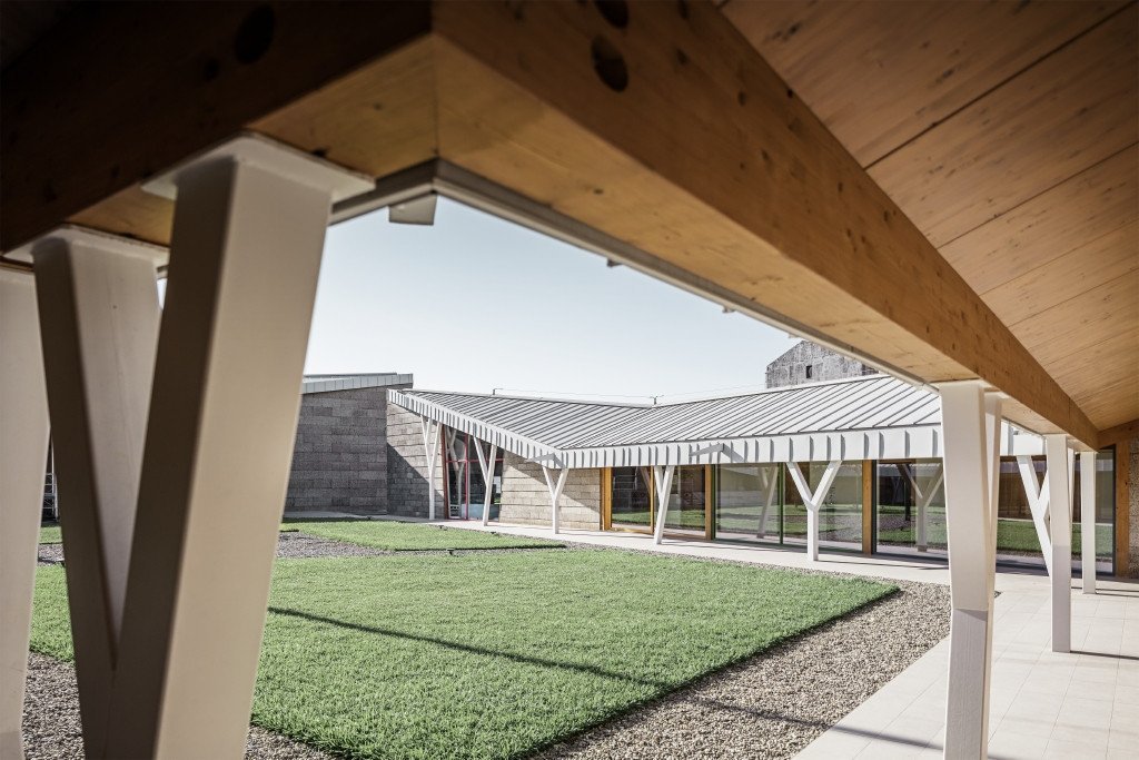 Dětský hospic v Katánii od florentského studia FRONTINITERRANA