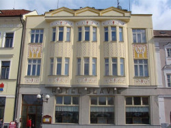 František Kavalír (?), hotel - foto