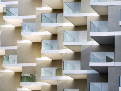 Administrativně-rezidenční komplex Hagibor roste na zanedbaném brownfieldu.