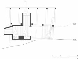 Transformace stodoly v údolí Myrkdalen na turistické ubytování, řez, OPAFORM