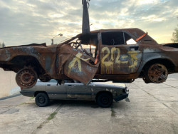 Fotografie z přepravy aut z Ukrajiny