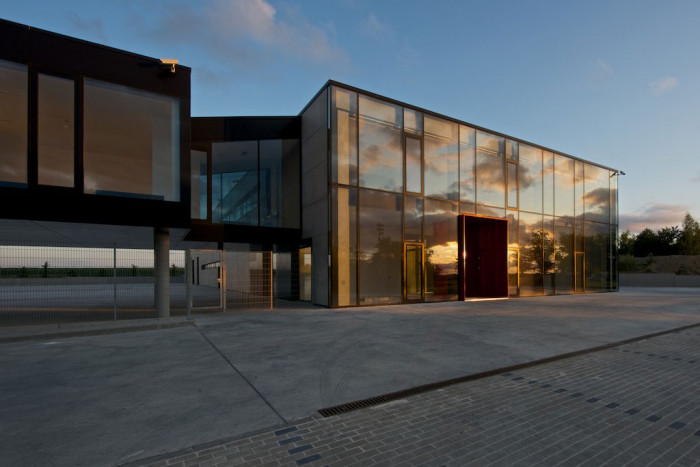 OK PLAN ARCHITECTS s.r.o., SKLADOVACÍ A PARKOVACÍ AREÁL BYCHL s.r.o. - foto