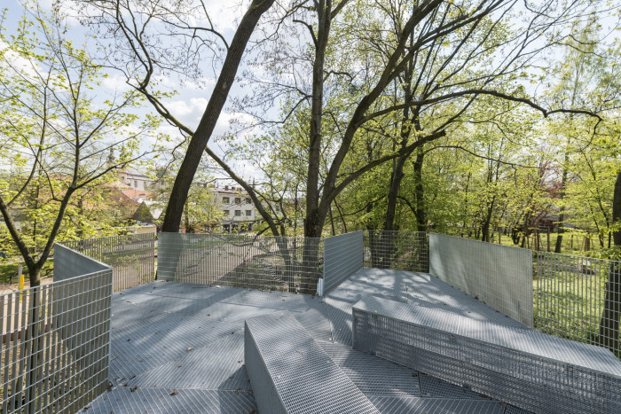 Obnova nábřeží řeky Loučné v Litomyšli, Rusina Frei