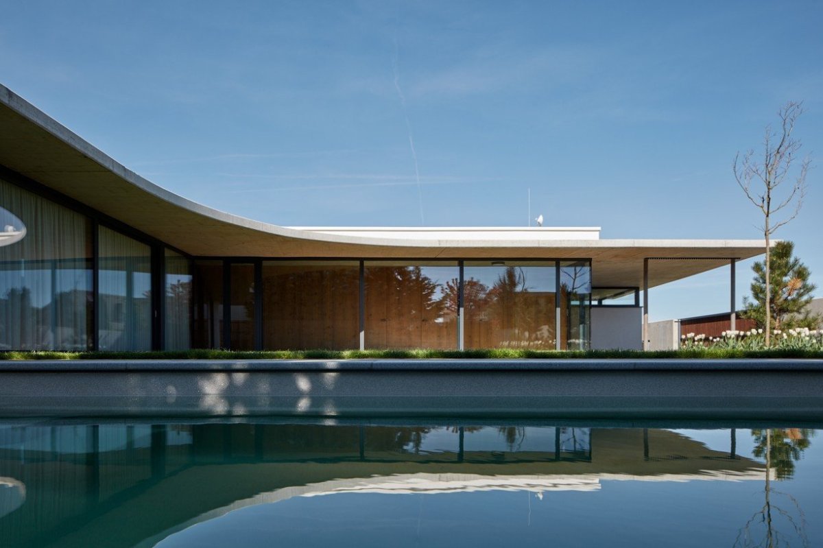 RD Jarovce, Compass architekti