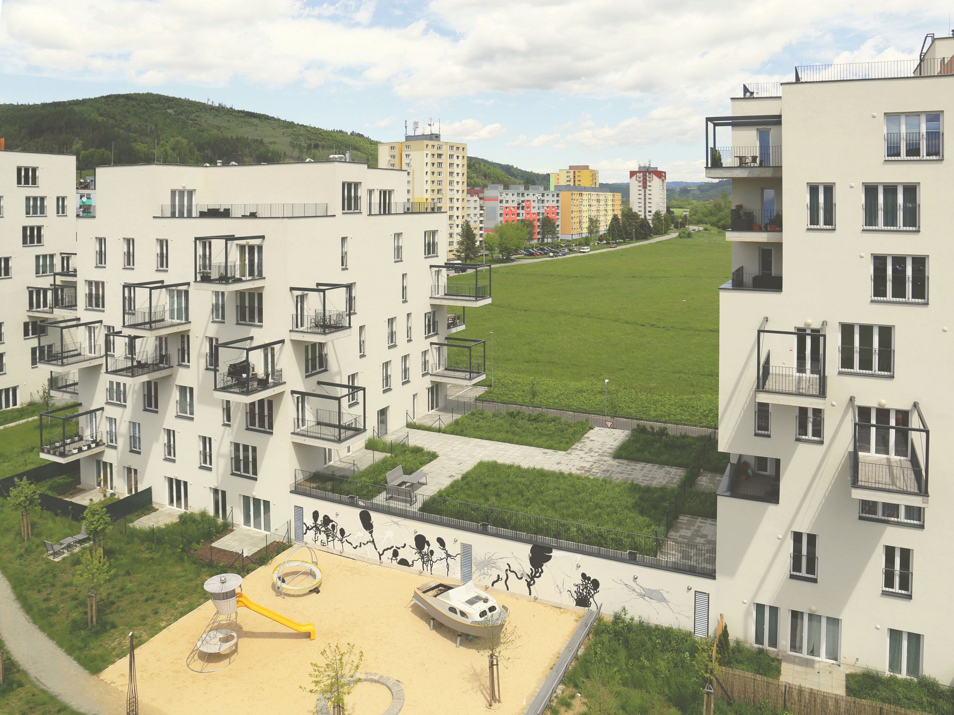 Bytový dům ve slovenském Kysuckém Novém Městě od studia SLLA