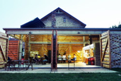 PROKŠ PŘIKRYL ARCHITEKTI, Zázemí biotopu v Honěticích u Kroměříže – foto