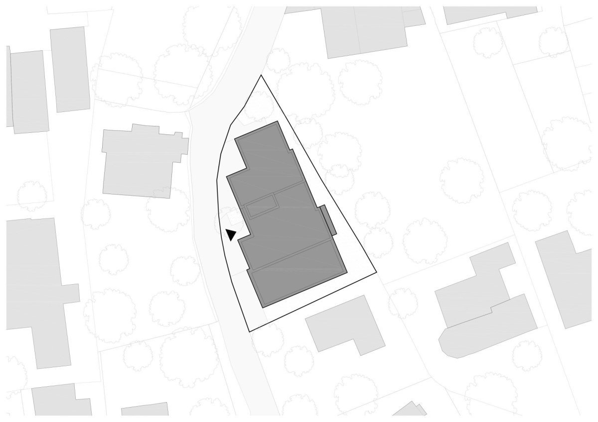 Rekonstrukce bytu a bytového domu Nový Svet, ARCHITEKTI mikulaj & mikulajová - Situace bytového domu