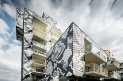 Hadí dům v Grenoble, Edouard François,