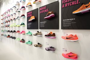 Valentino Colla, Paola Toniato (Nike architects), Olga Pokorná (Olga Pokorná - architekt), Top4Running - foto
