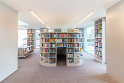 Městská knihovna Chodov od Ateliér Kopecký