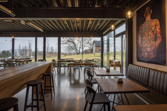 Celoplošné vytápění REHAU ve stylovém Minipivovaru Most