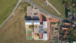 Základní škola Amos pro Psáry a Dolní Jirčany, SOA architekti