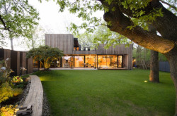 Rodinný dům při lese v Bratislavě-Rusovce, Molnár - Peráček