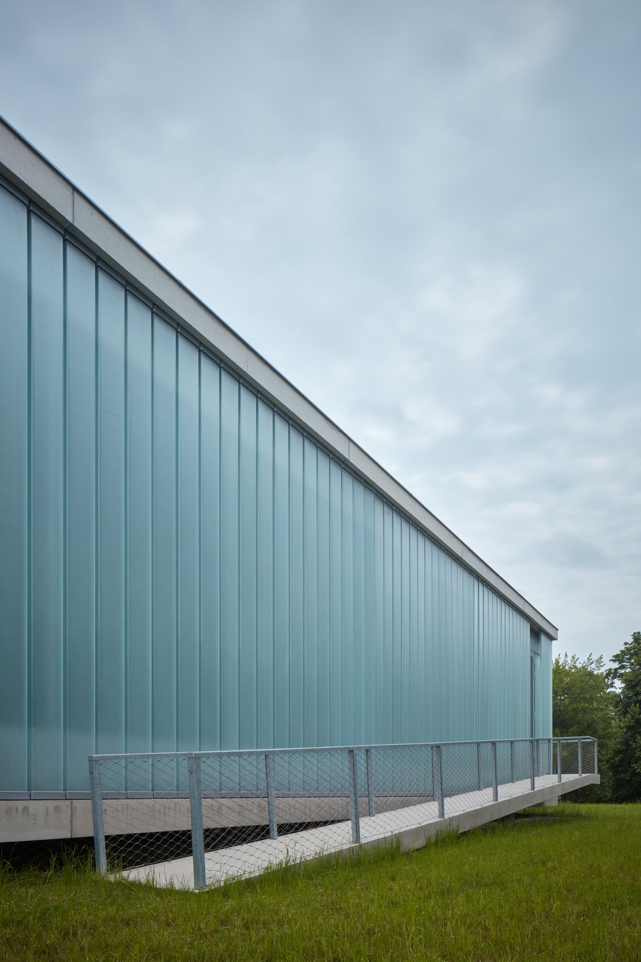 Dostavba Jihočeské vědecké knihovny v Českých Budějovicích od Kuba & Pilař architekti