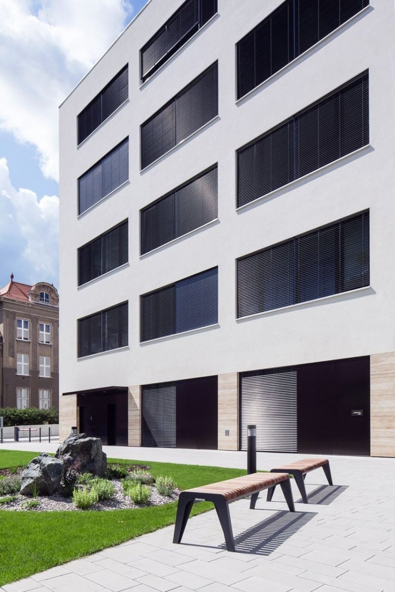ov-a, Rekonstrukce a dostavba administrativní budovy Verona – foto