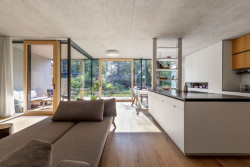 Dvojdům v lese, Architekti.sk