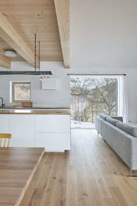 Dům se stodolou na Vysočině, Machar & Teichman