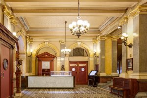 Cateringové pulty pro Národní divadlo, Boq architekti