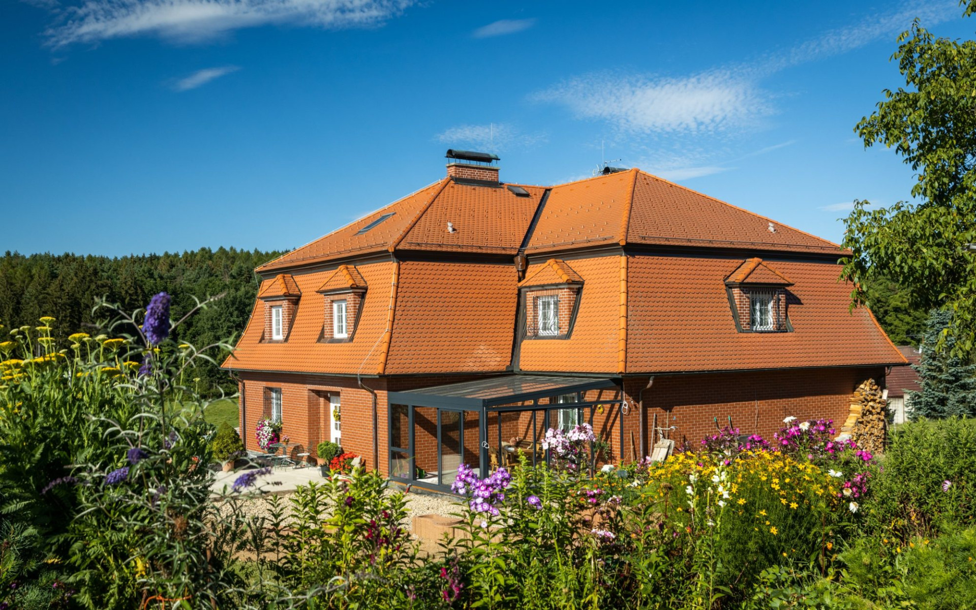 Střešní taška Bobrovka