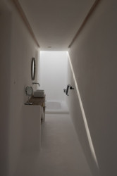 Rust-ic House, Urban Agency