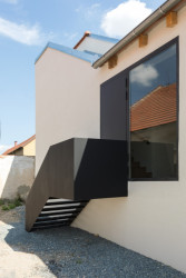 Rekonstrukce hospody se sálem v Máslovicích, Bod Architekti