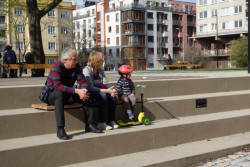 Revitalizace Komenského náměstí v Praze na Žižkově, MCA atelier/ Pavla Melková, Miroslav Cikán. Zdro: MCA atelier