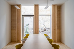 Komunitní centrum v rakouském Großweikersdorfu od studia Smartvoll