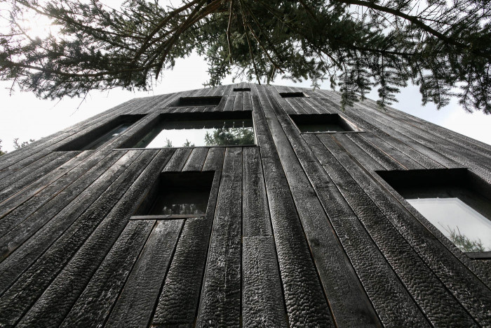 Chata v Jundrově, atelier RCNKSK/ Jan Říčný. Foto: RCNKSK