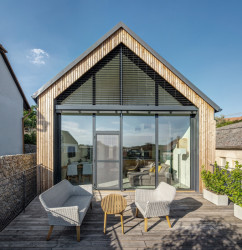 Boq architekti navrhli atriový rodinný dům na jižní Moravě