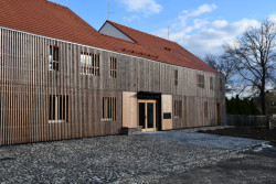 Komunitní dům v Holasovicích od ateliéru City Upgrade